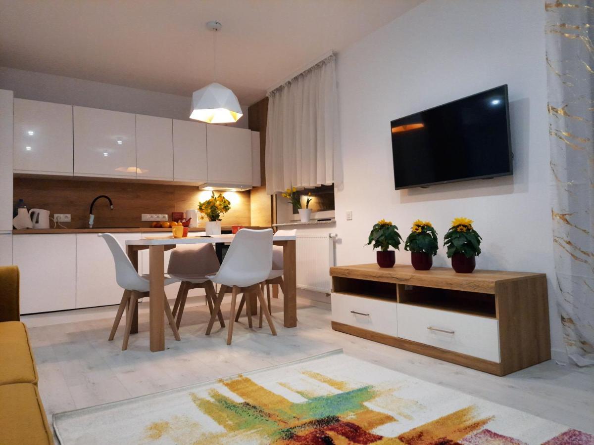 Apartament Amber Comfort Z Prywatnym Miejscem Parkingowym Kołobrzeg Eksteriør bilde